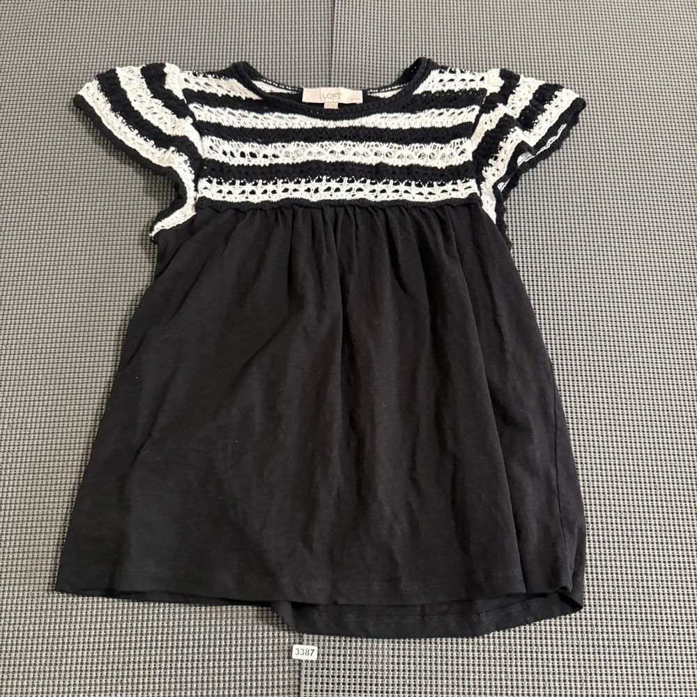 Loft Petites Black White Striped Crochet Yoke Flutter Sleeve Top Size SP